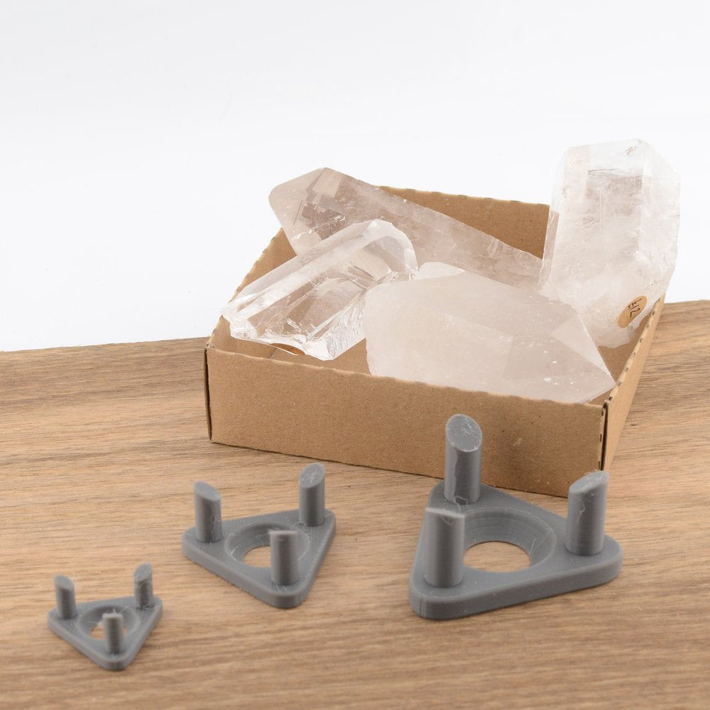 3-prong-display-stands-four-sizes-available