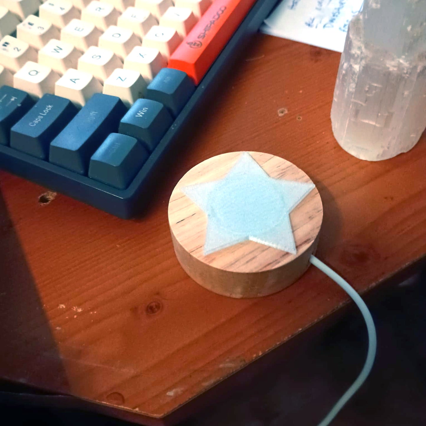 Wooden USB Star Diffuser Light – Warm White – 6cm Base