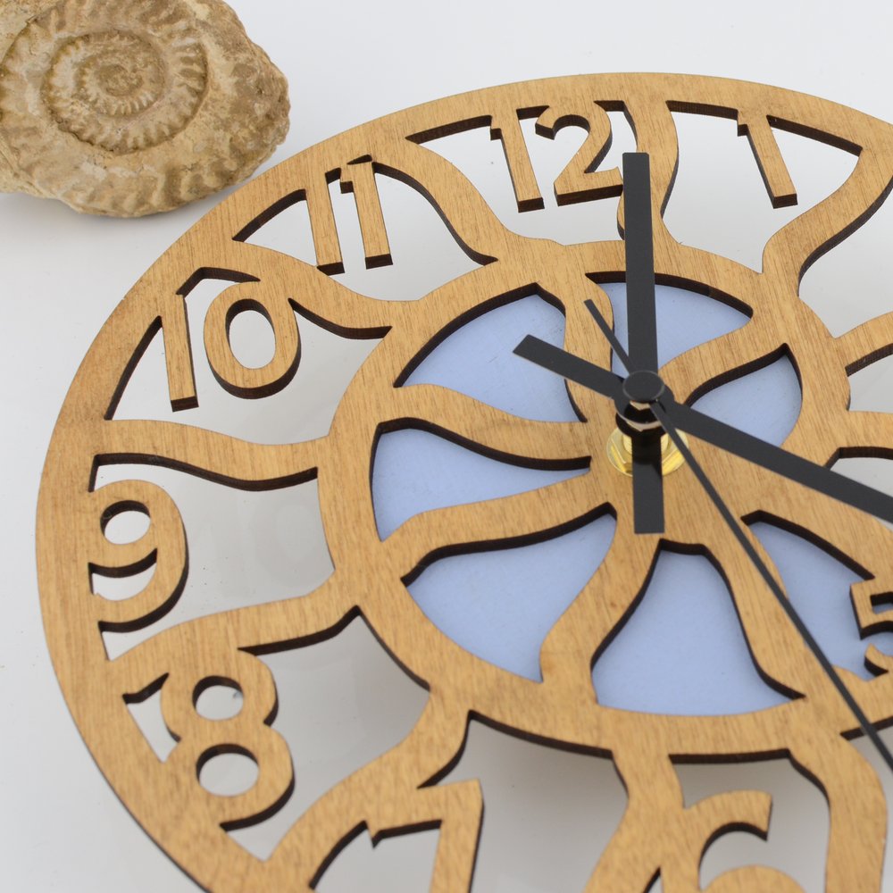 Trace Ammonite Wall Clock