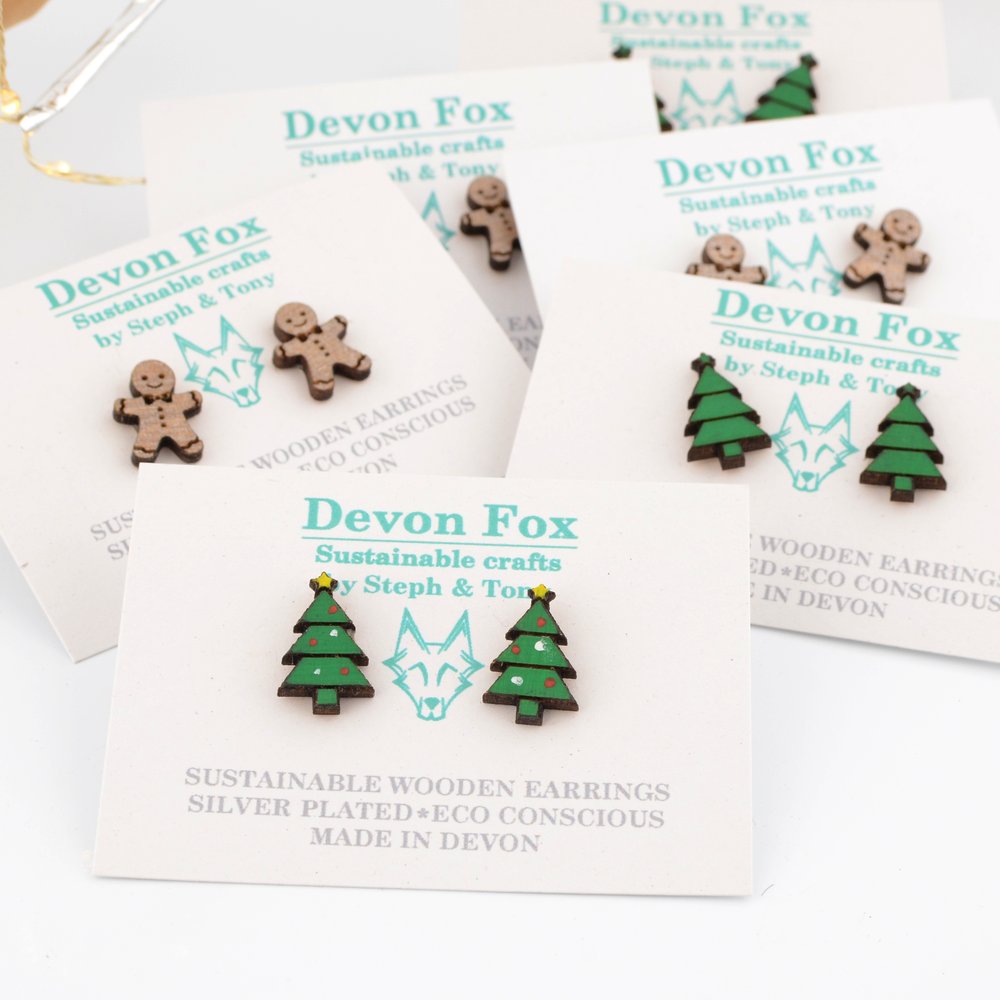 Plain Wooden Christmas Tree Studs
